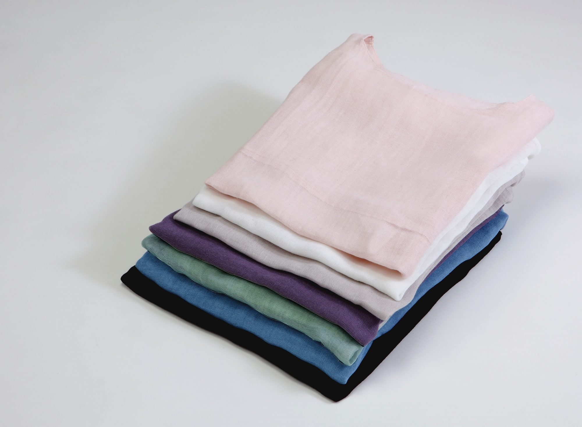 涼しい」を着る。蚊帳から生まれた夏のトップス | BAN INOUE ONLINE SHOP